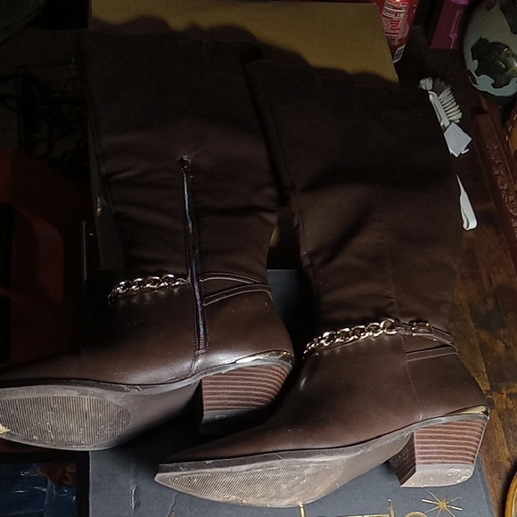 Shoe Dazzle Shoes - Shoe Dazzle Dark Brown Heeled Boots with Chain Detail